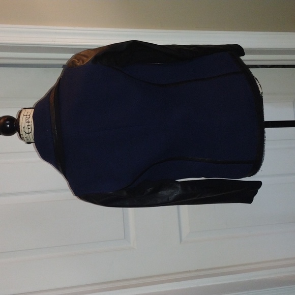 Blazer Jacket - Picture 3 of 11